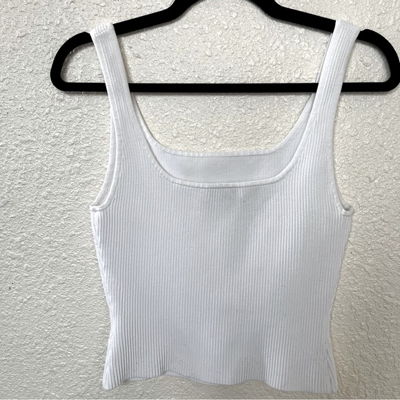 Aritzia Babaton Sculpt Knit Squareneck Tank Rib-knit squareneck tank top Size M - Picture 2 of 5